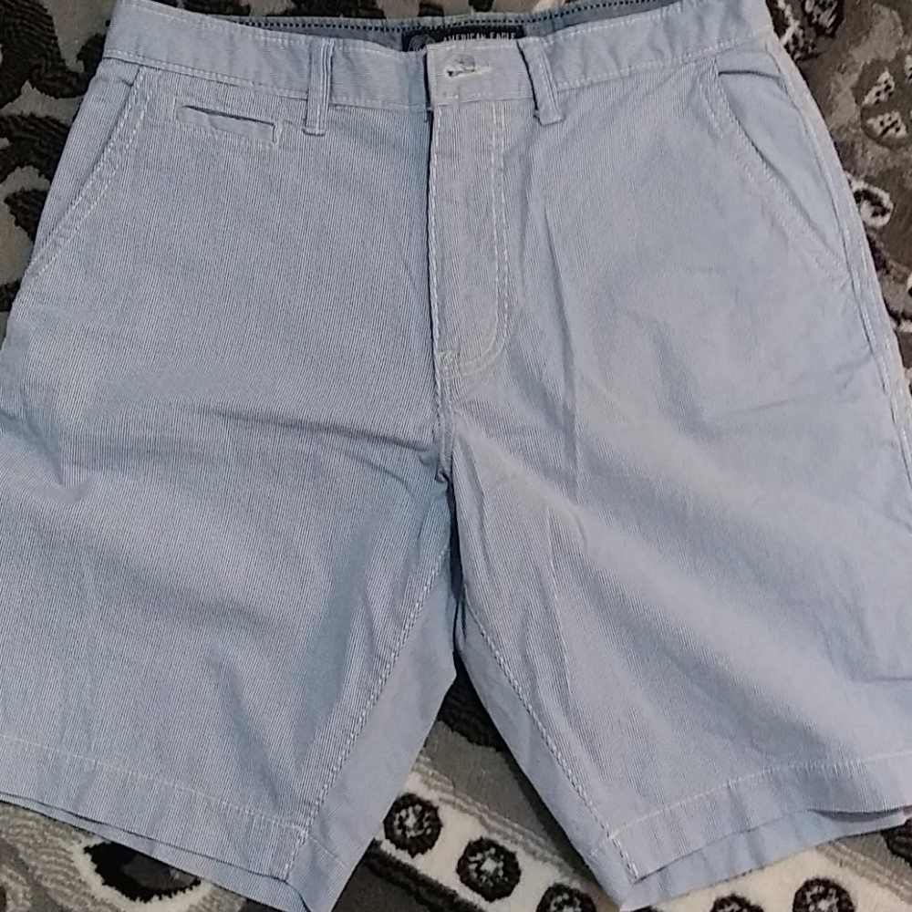 American Eagle. Active flex shorts